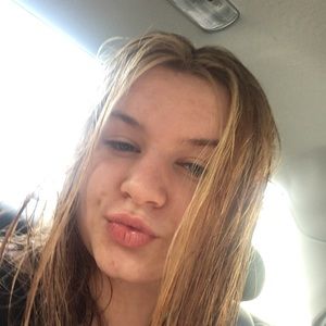 Meet your Posher, Aja